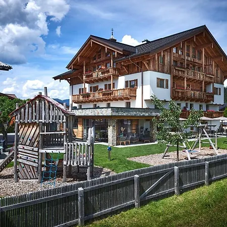 Rainerhof Apart-hotel Flachau