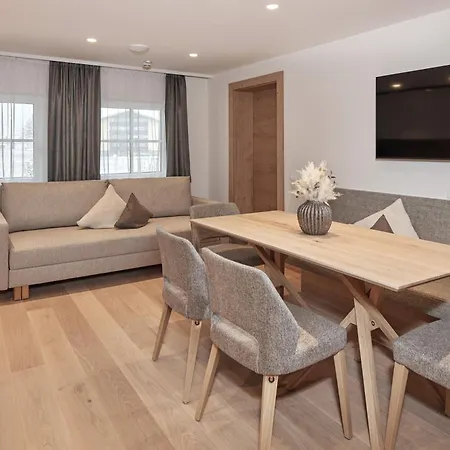 アパートホテル Rainerhof フラッハウ