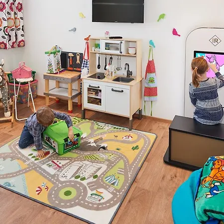 Rainerhof アパートホテル 4*