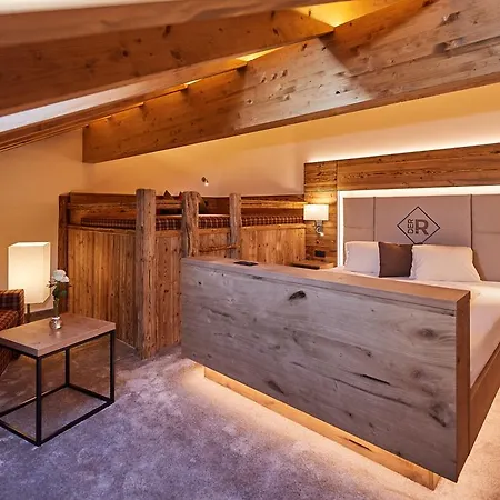 Rainerhof アパートホテル フラッハウ