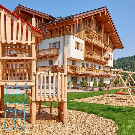 Rainerhof Apart-hotel Flachau