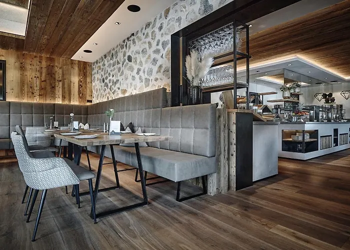 Rainerhof Aparthotel 4*