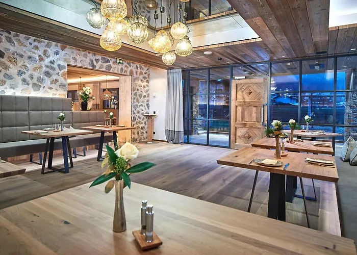 Apart Otel Rainerhof 4*